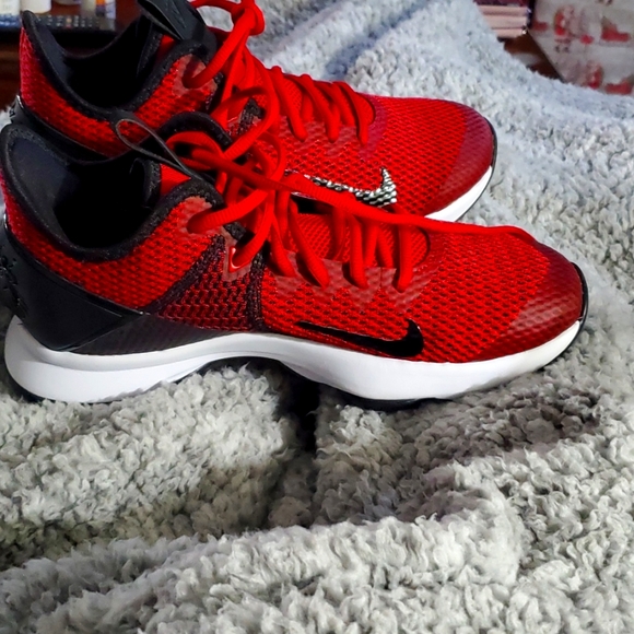 Nike Lebron BRAND NEW NEVER WORN - Picture 3 of 4